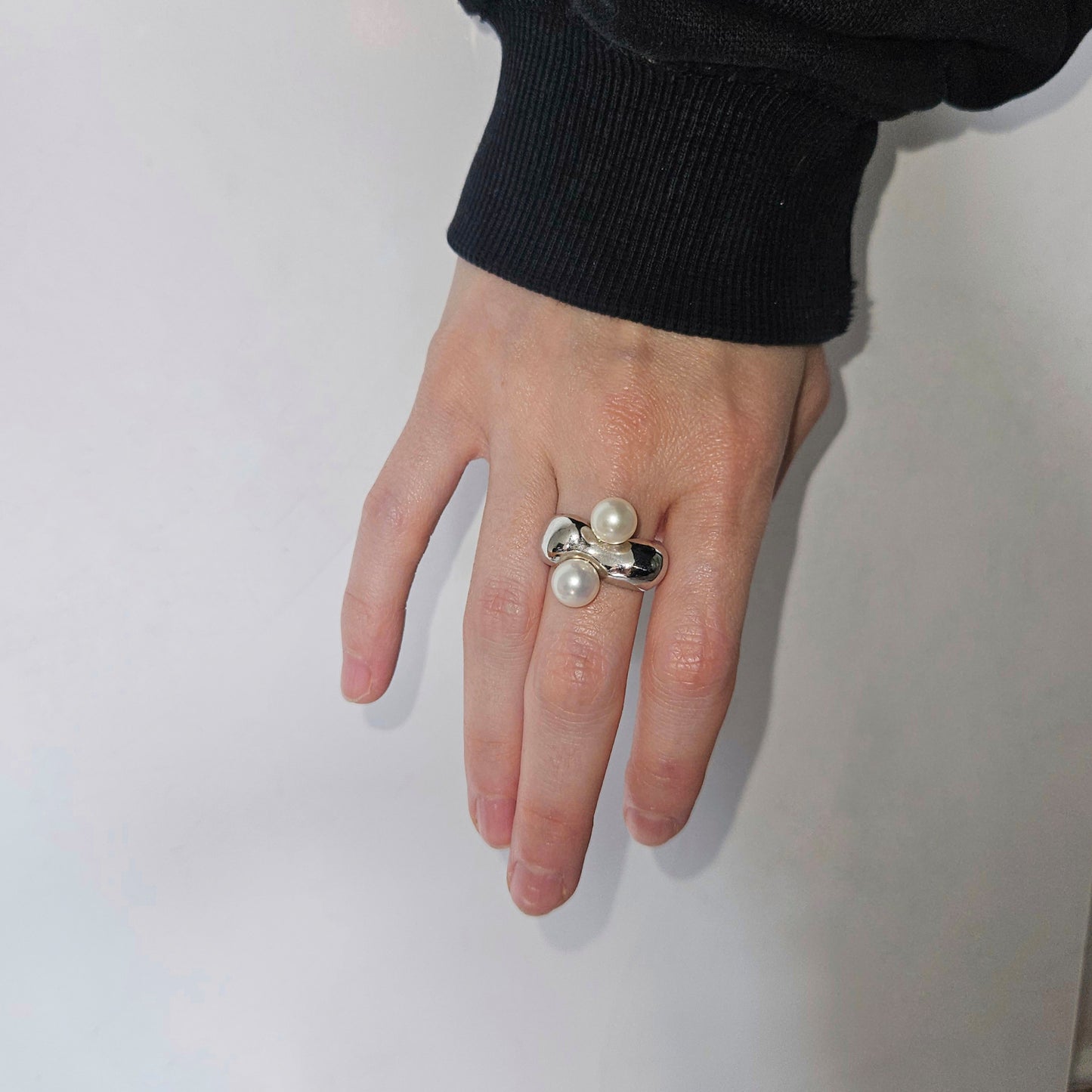 Puff pearl ring