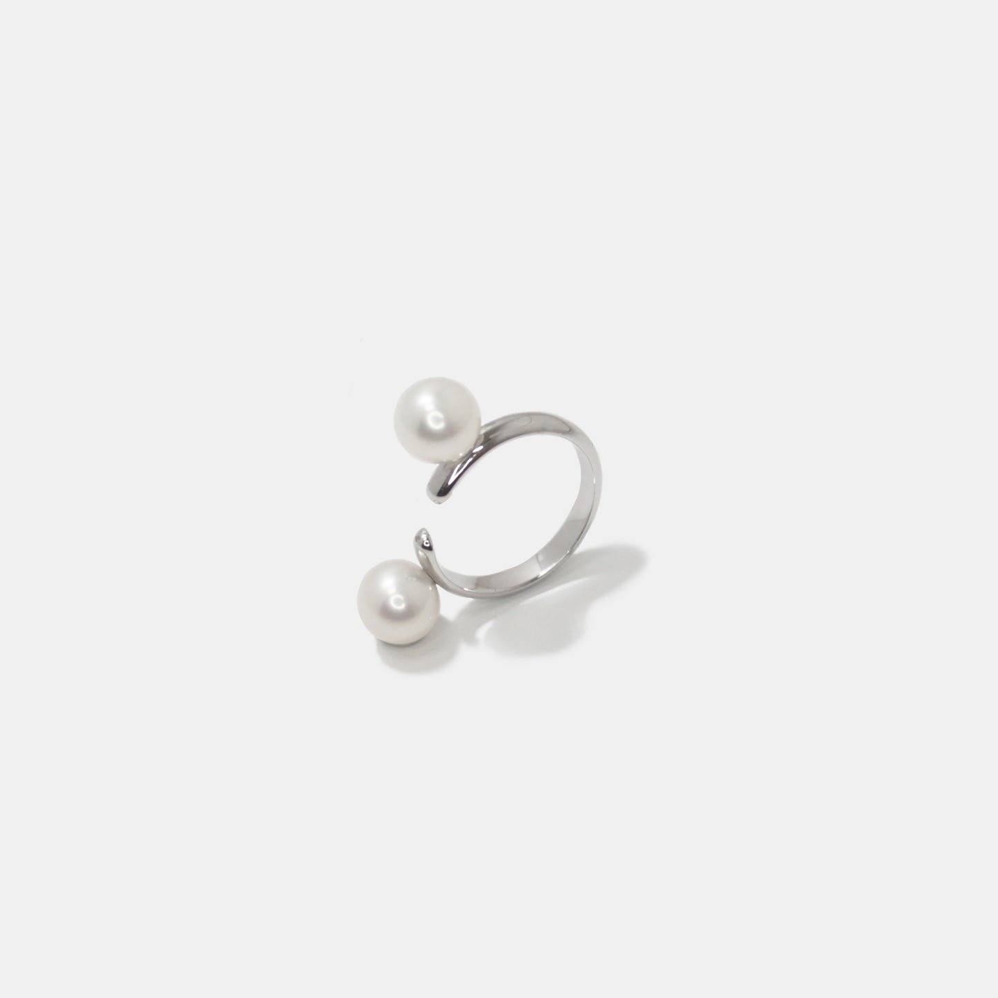 White pearl bubbly ring