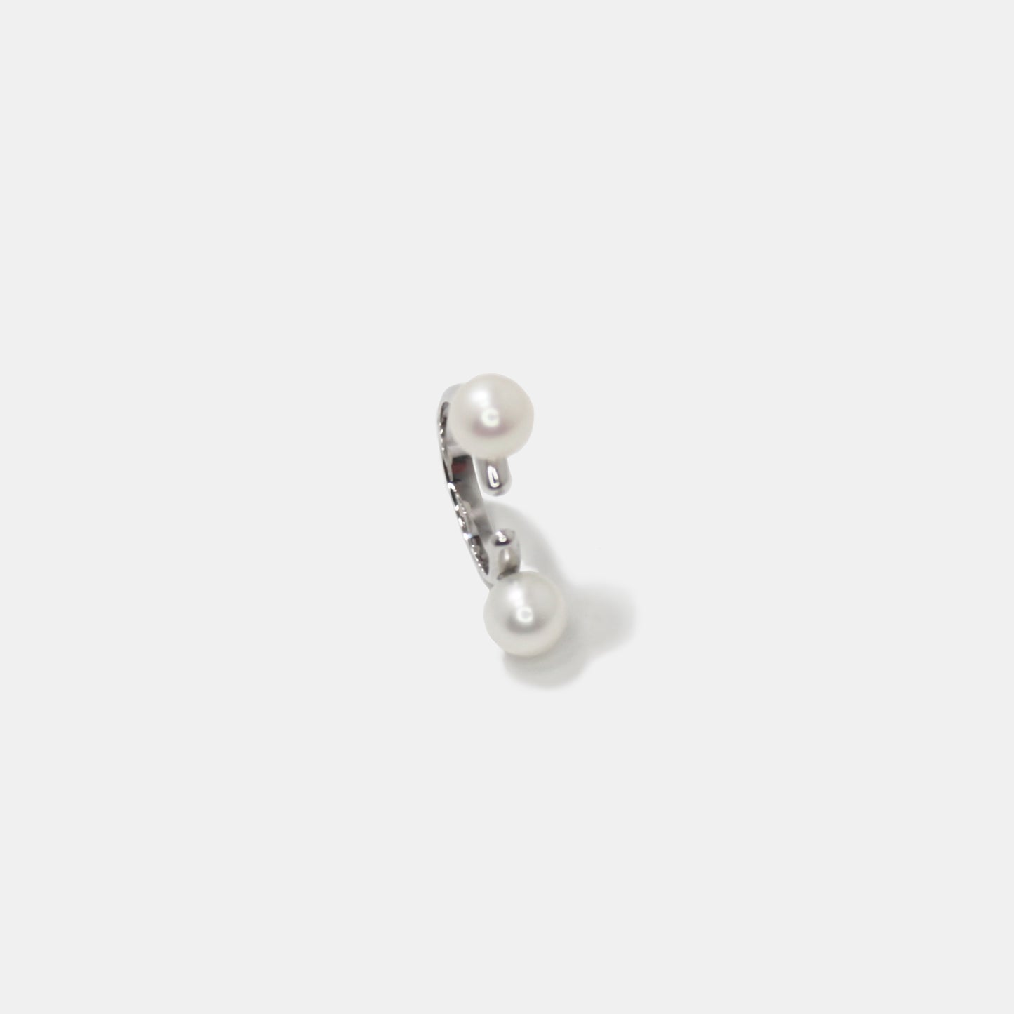 White pearl bubbly ring