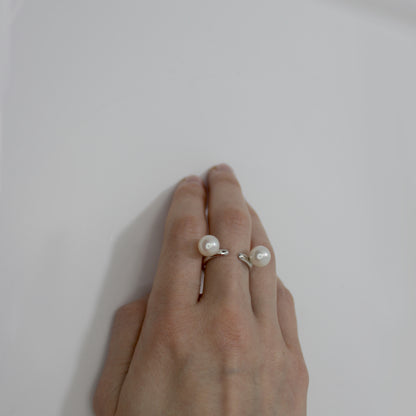 White pearl bubbly ring